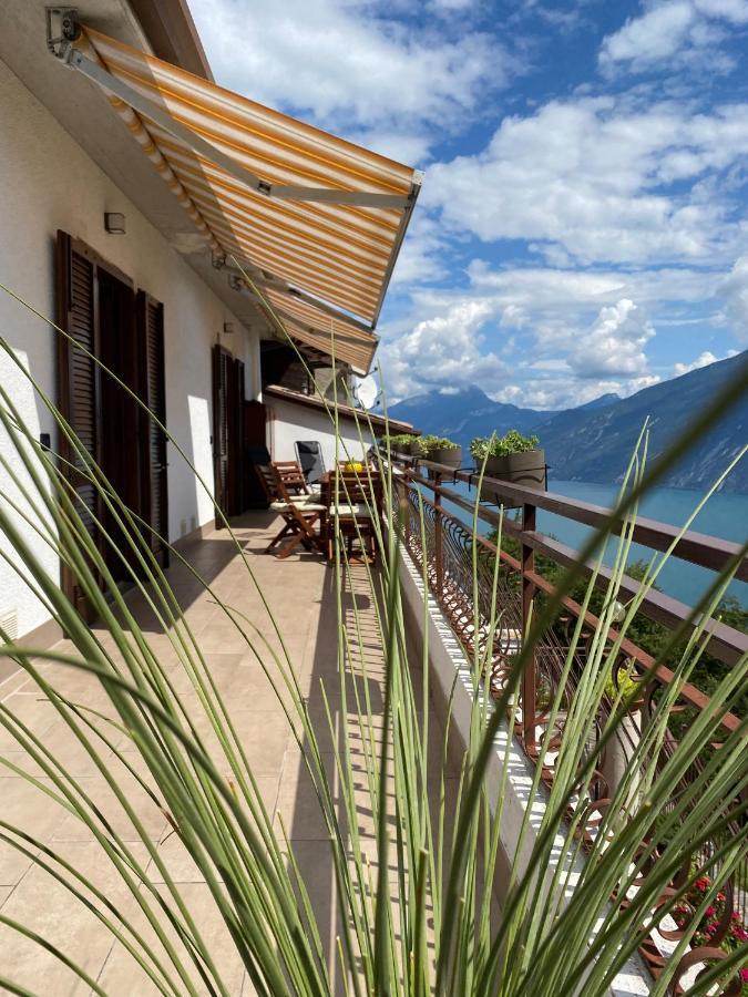 Casa Nonno Sergio Lake View By Gardadomusmea Tremosine Екстериор снимка